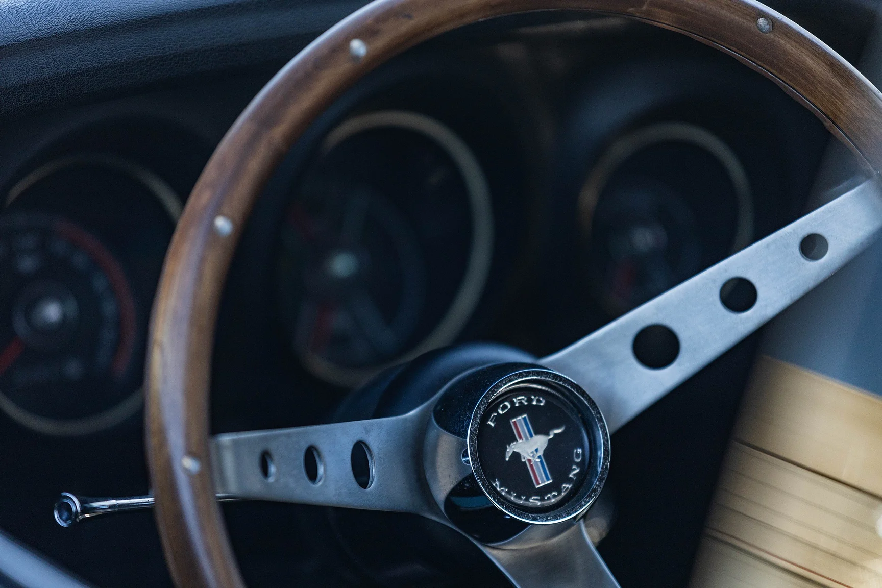 Interior image of 1969 Ford Mustang GT Cabriolet "M-code" (3)