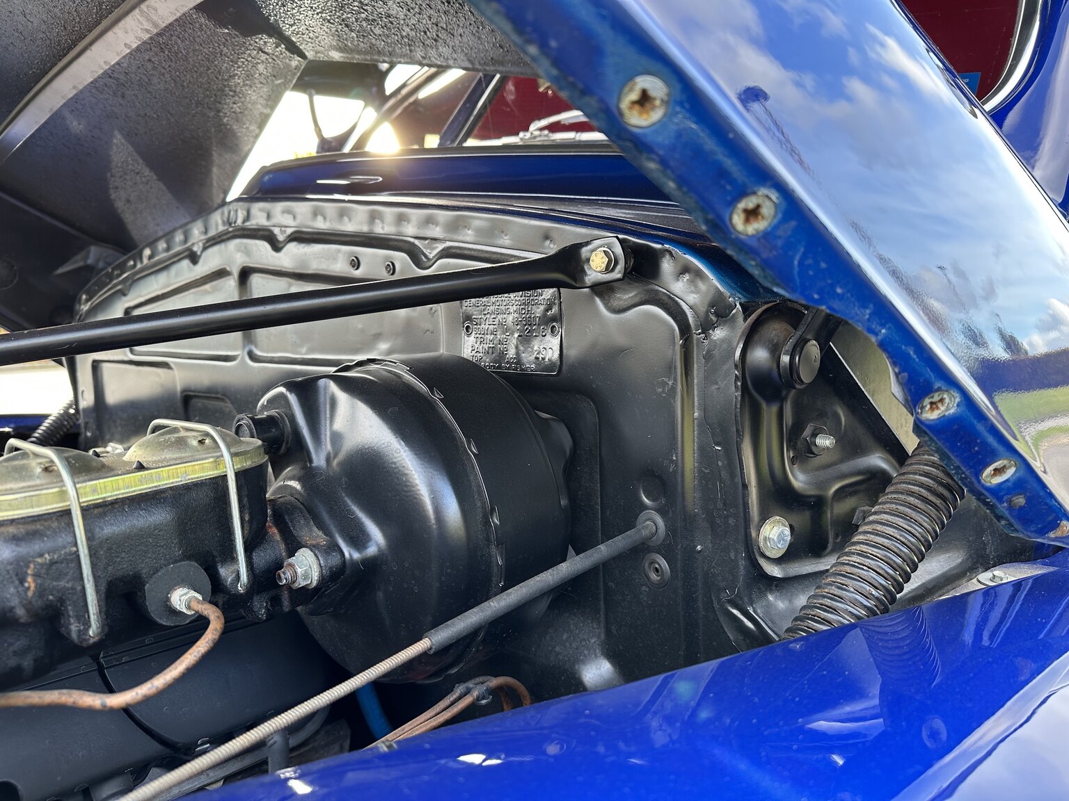 Image of 1948 Oldsmobile Dynamic 78 Club Sedan mechanics (24)