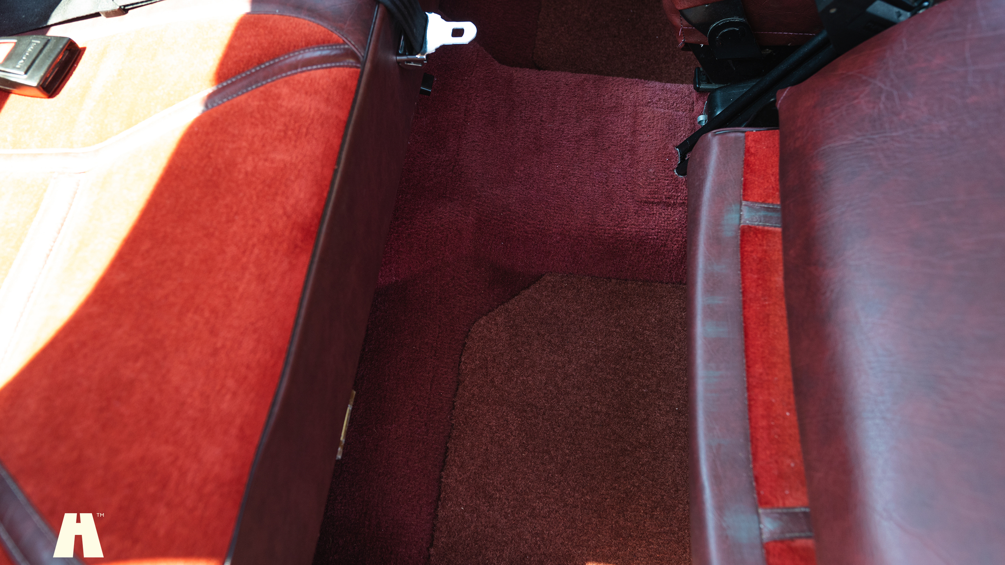 Interior image of 1980 Saab 99 Turbo unikum