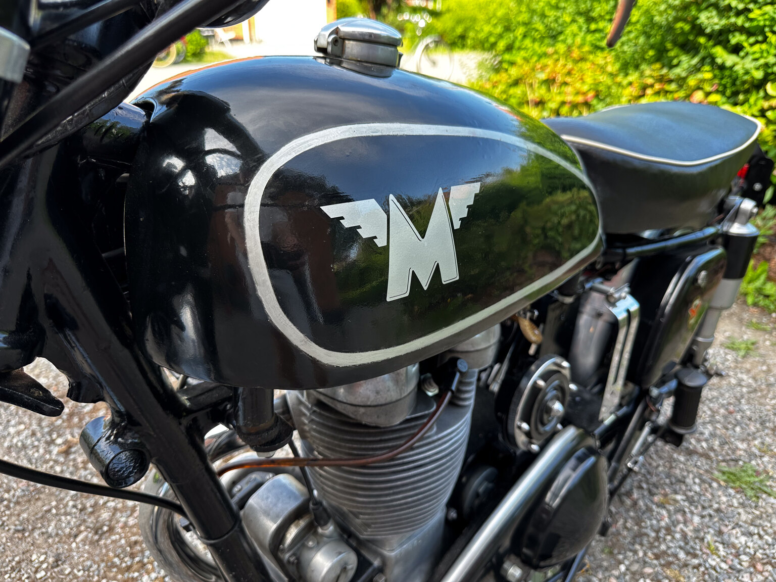 Exteriörbild på 1952 AJS 16MS 350cc Matchless-replica