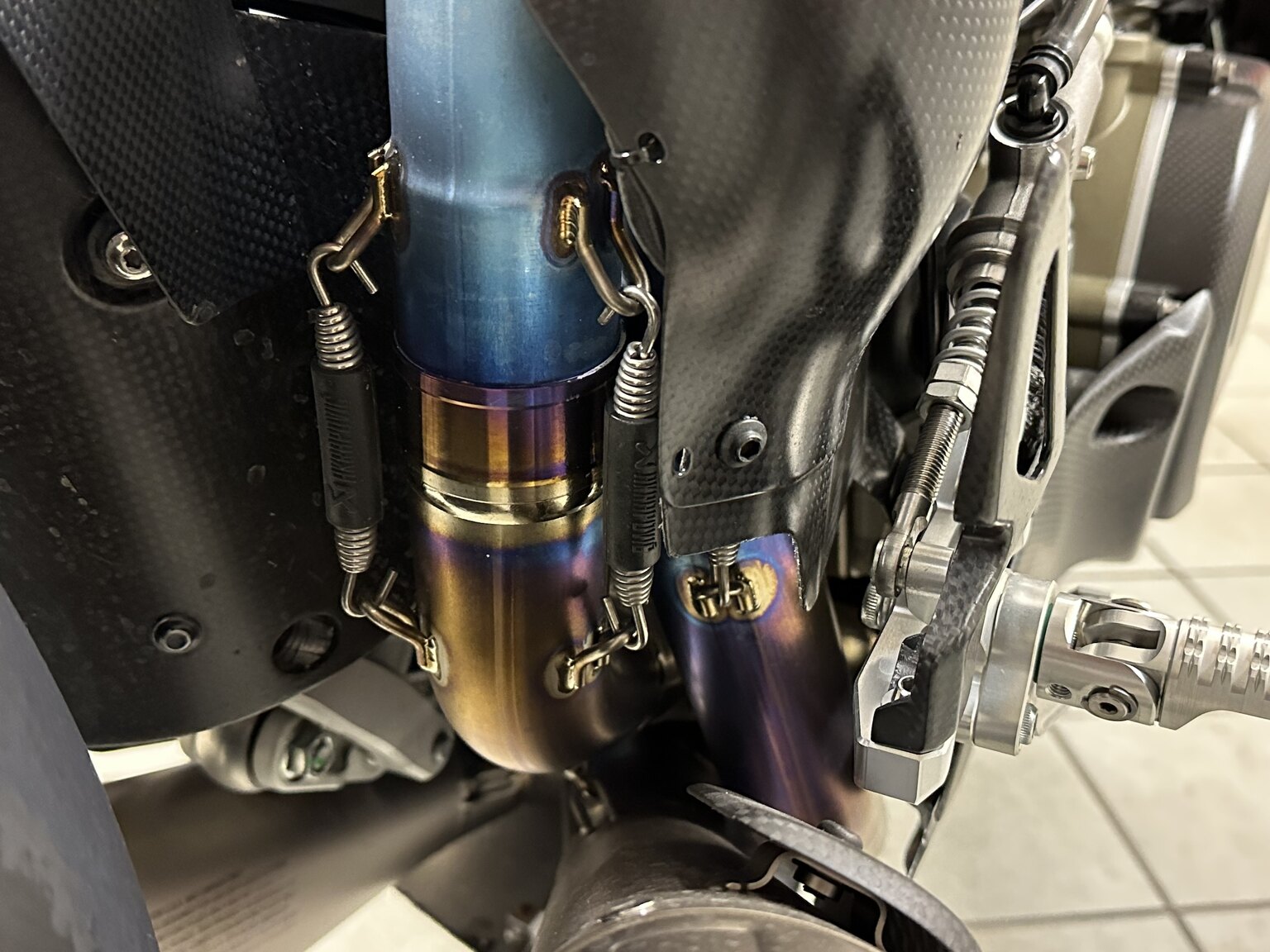 Image of 2021 Ducati Superleggera V4 23/500 mechanics