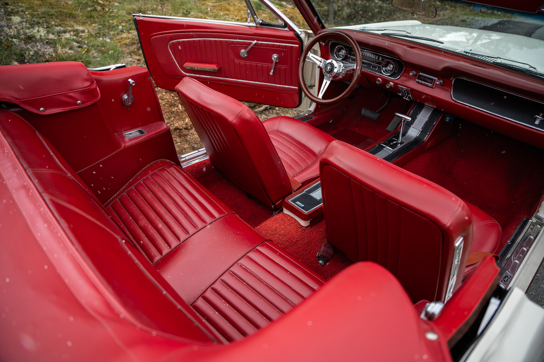 Innenraumfoto von 1965 Ford Mustang Cabriolet (20)