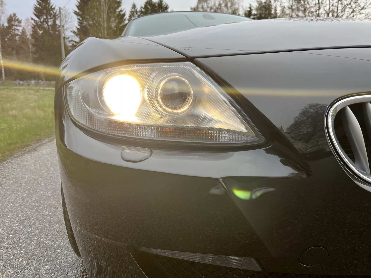 Exterior image of 2007 BMW Z4 3.0Si Coupé