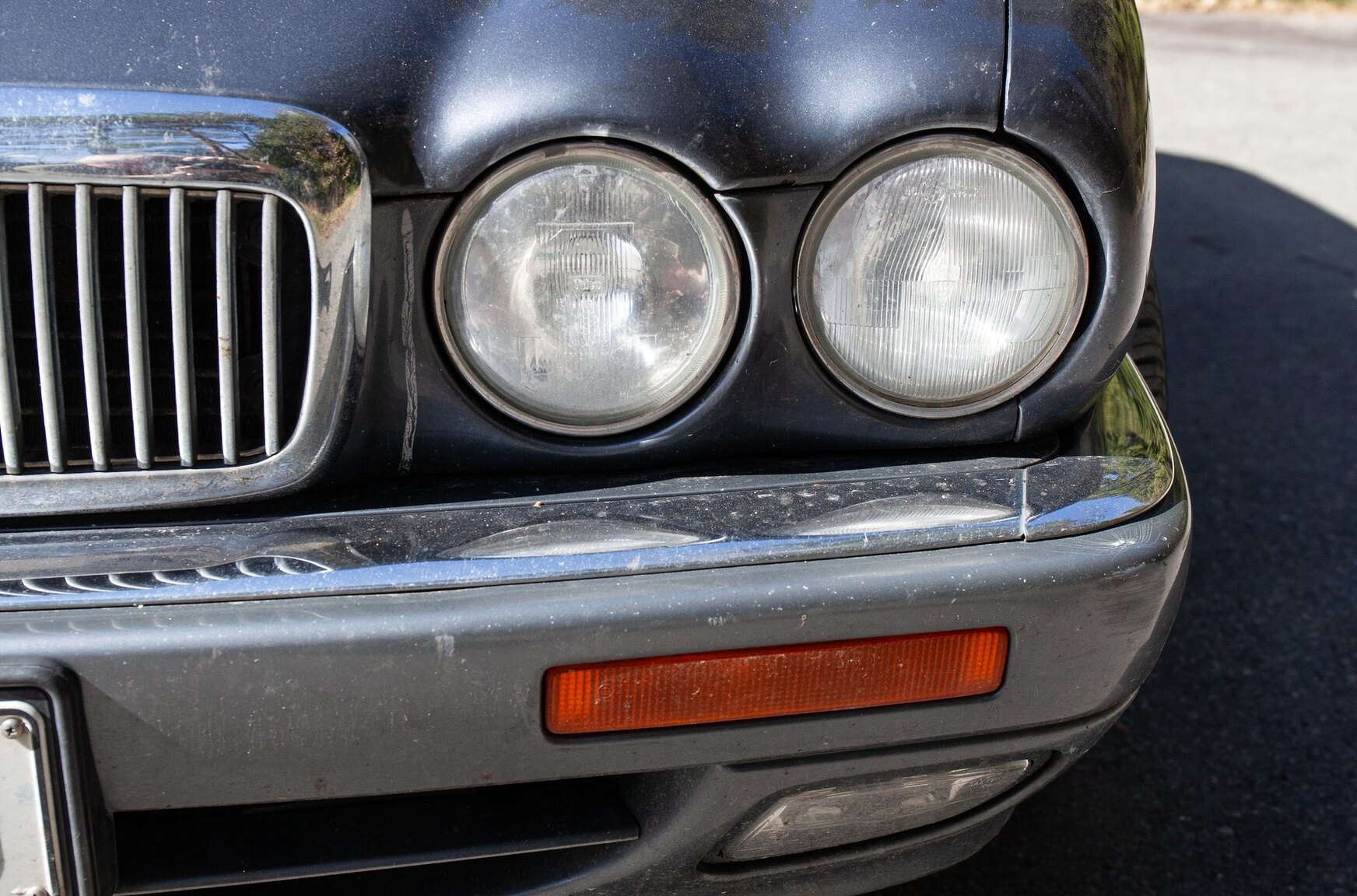 Exterior image of 1997 Jaguar XJ6 3.2