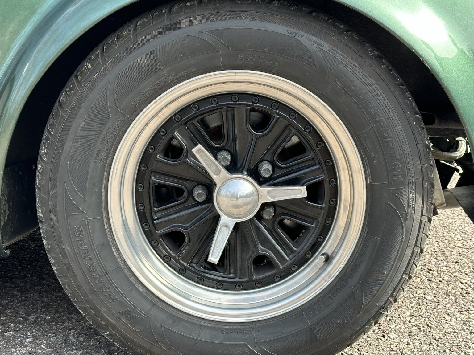 Exteriörbild på 2008 AC Cobra replica