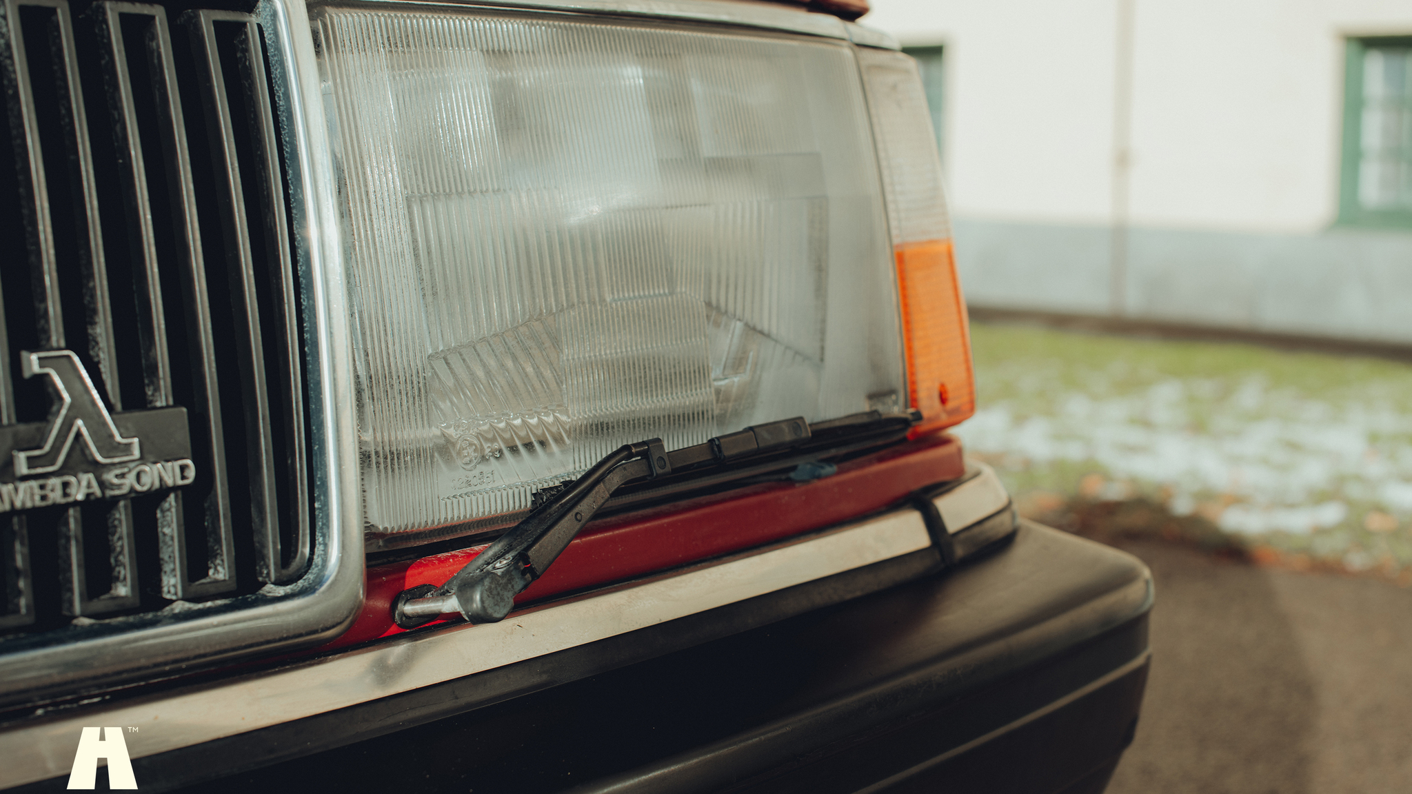 Exteriörbild på 1988 Volvo 240 GL (38)