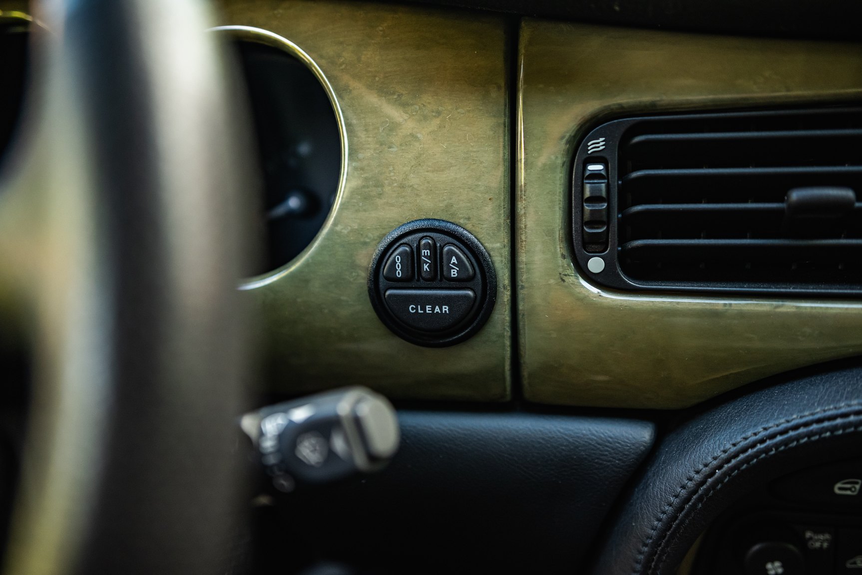 Interior image of 2001 Jaguar XJR