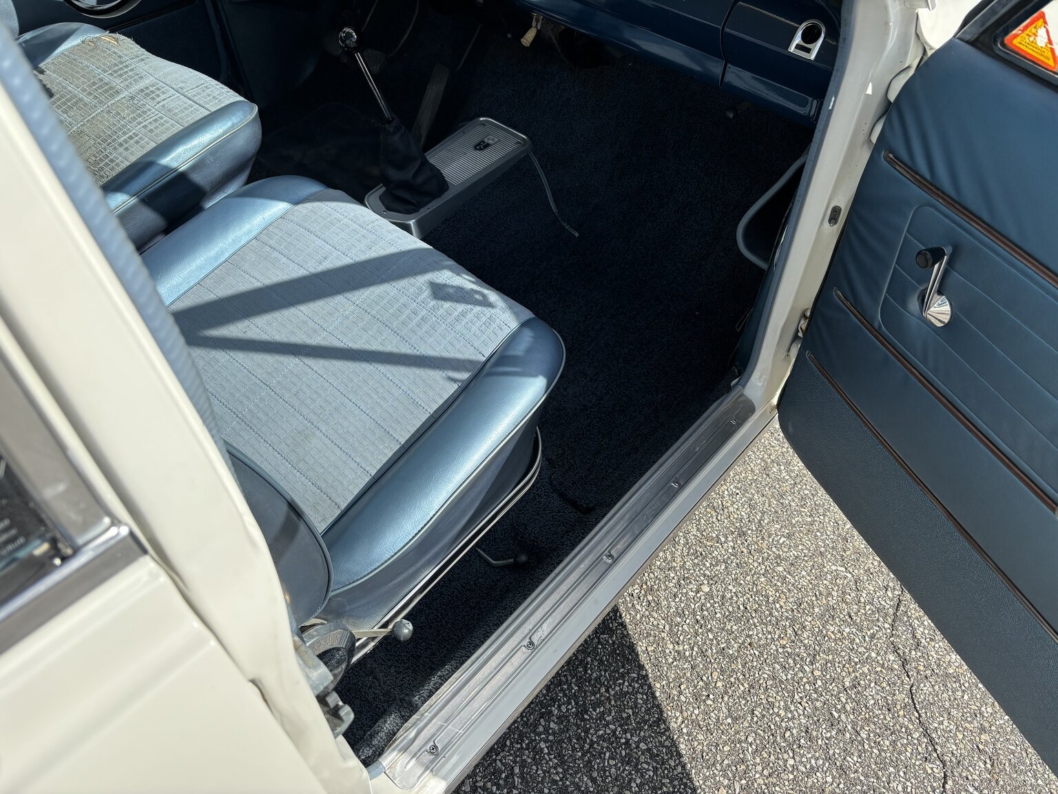 Innenraumfoto von 1965 Opel Record Deluxe