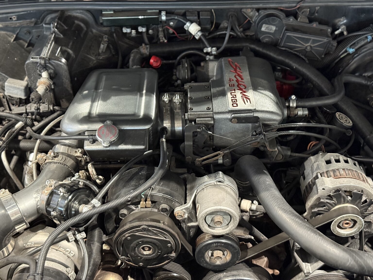 Image of 1992 GMC Typhoon  mechanics