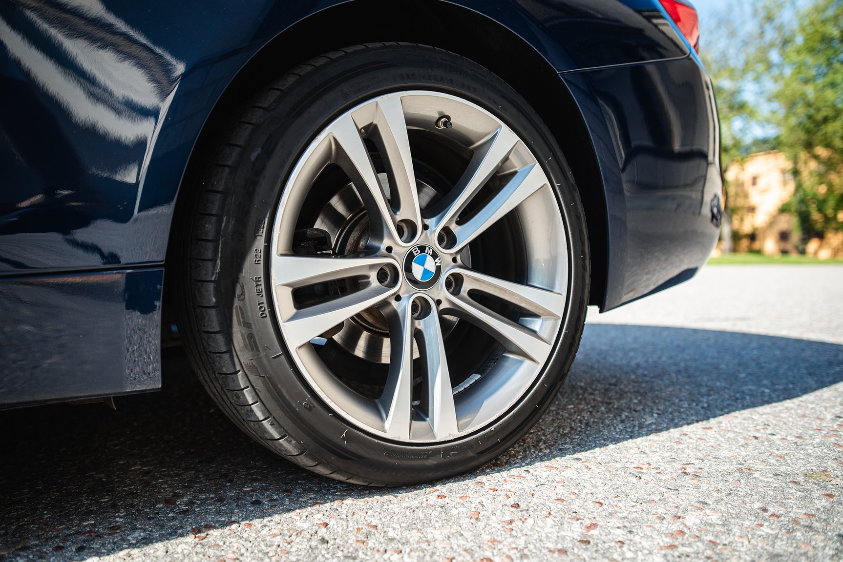 Exterior image of 2018 BMW 430i xDrive Convertible