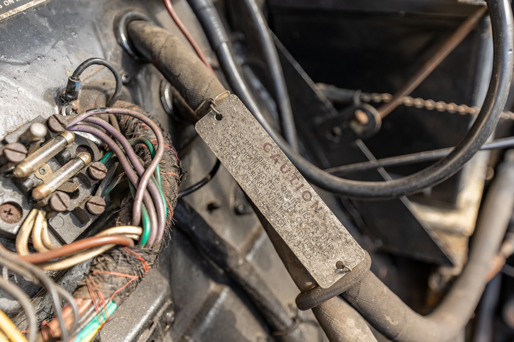 Image of 1958 Morris Minor 1000 2-door (11) mechanics