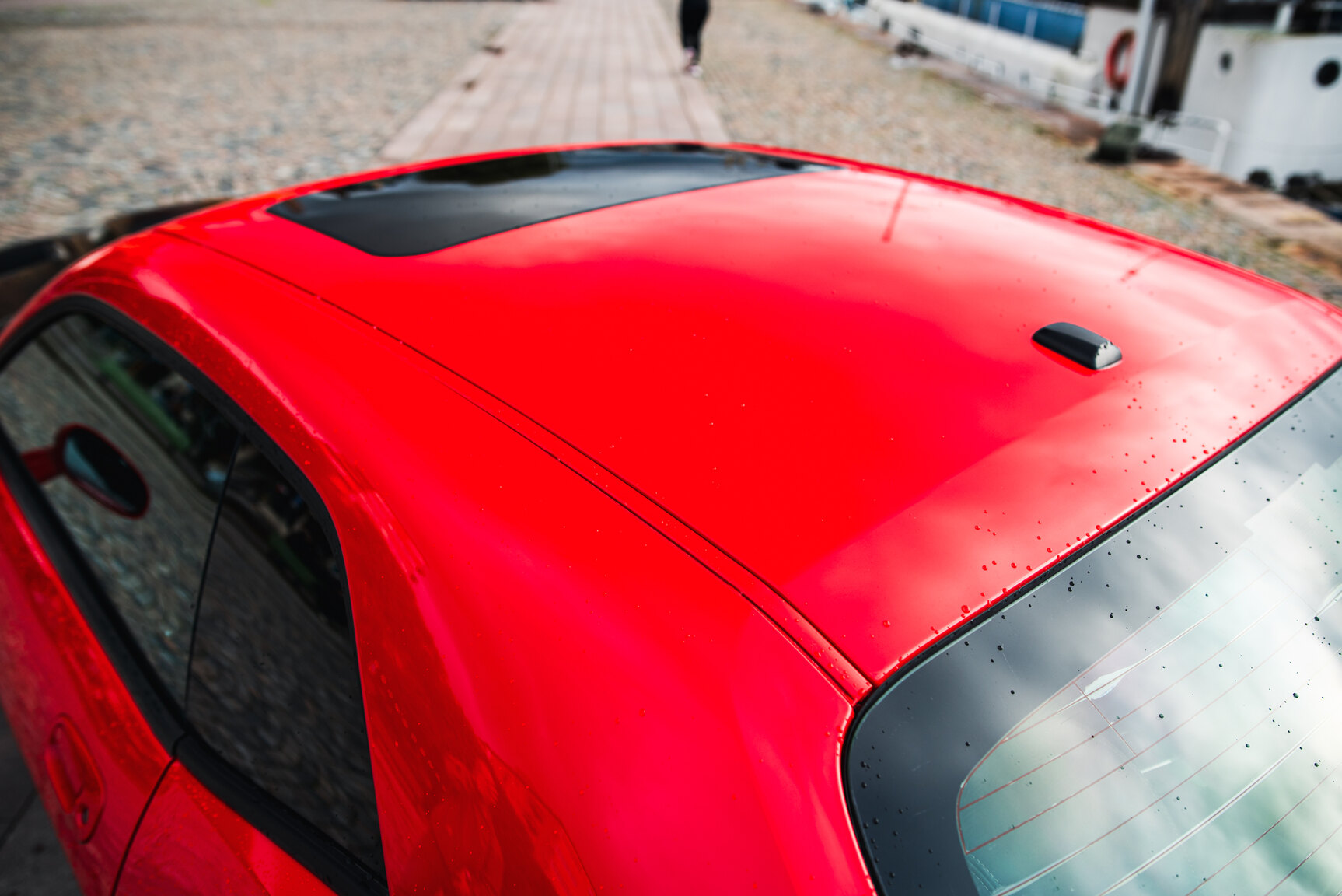 Exterior image of 2010 Dodge Challenger 5.7 V8 HEMI Manuell