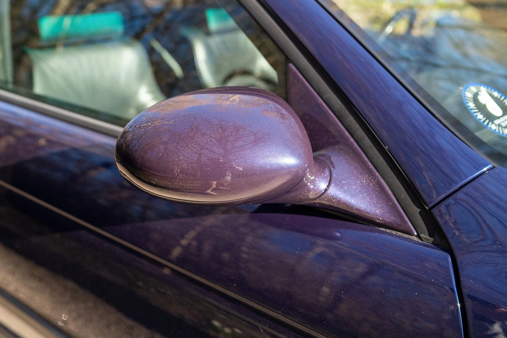 Exterior image of 1996 BMW 540iA (46)