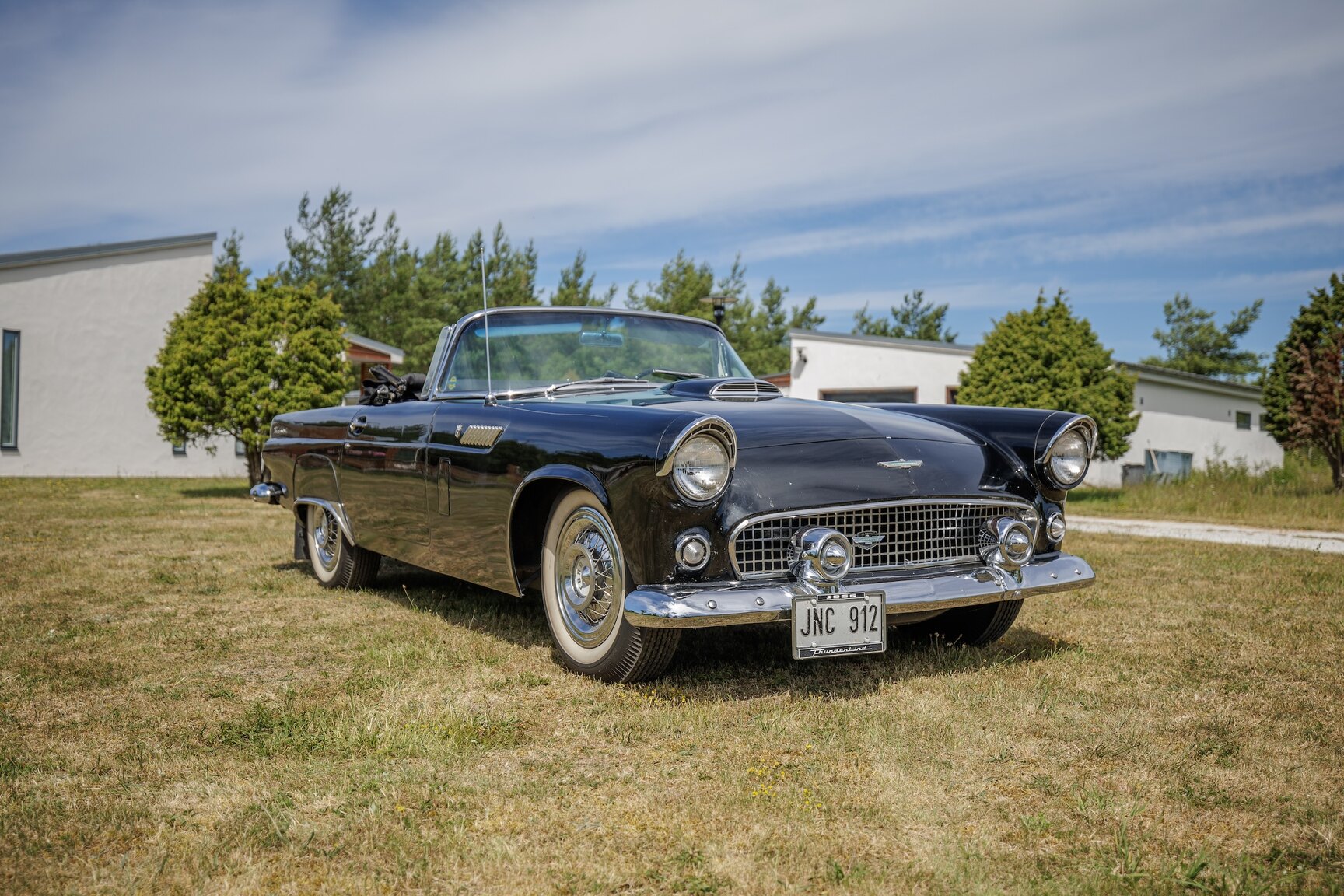 Aussenfoto 1956 Ford Thunderbird