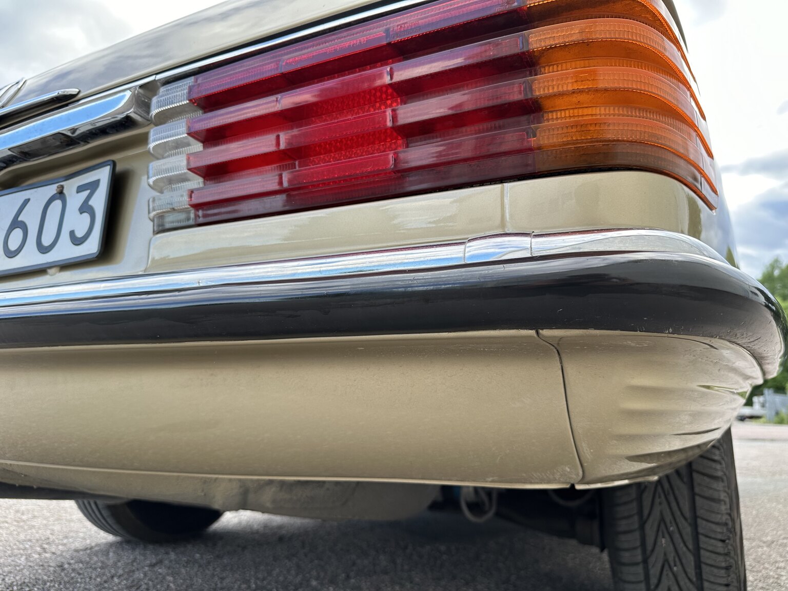 Aussenfoto 1974 Mercedes benz 450 SL