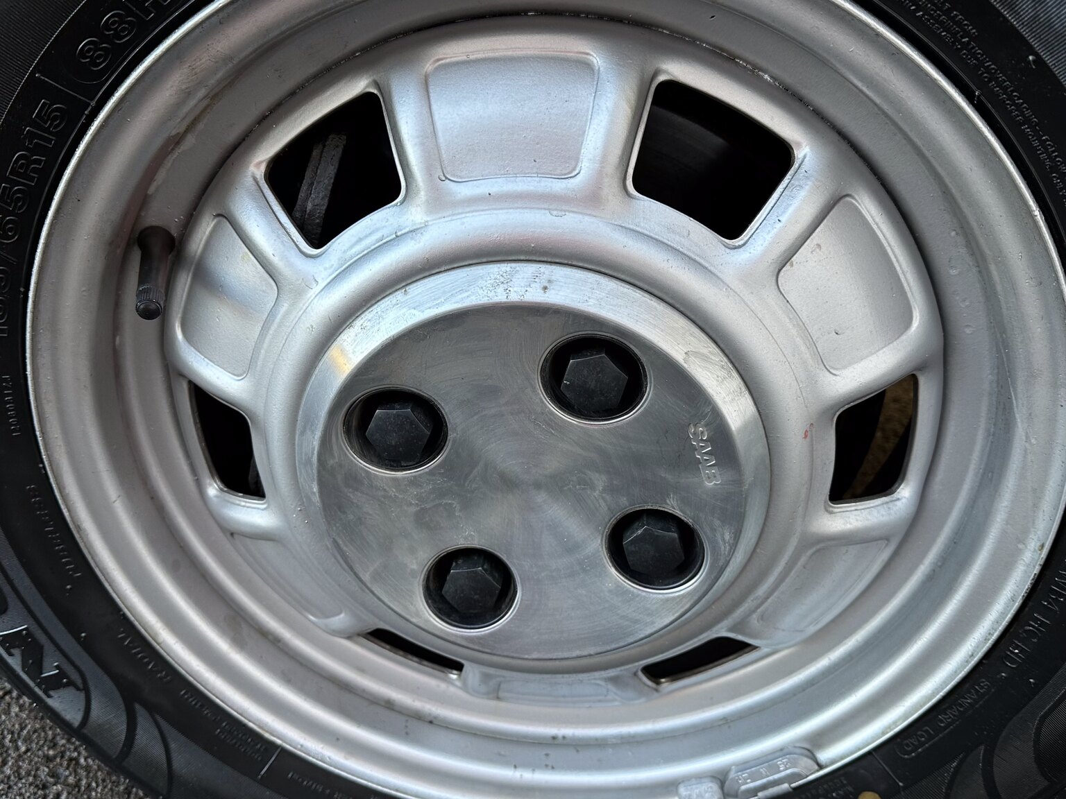 Exterior image of 1984 Saab 900 GL