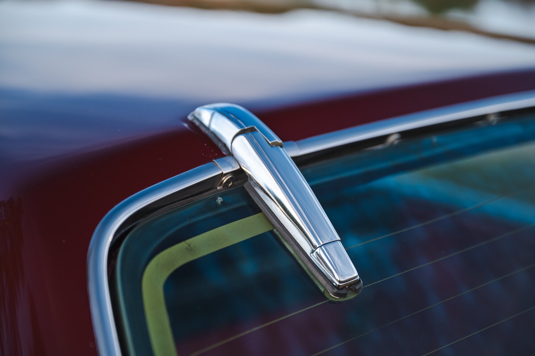 Exterior image of 1972 Volvo 1800 ES