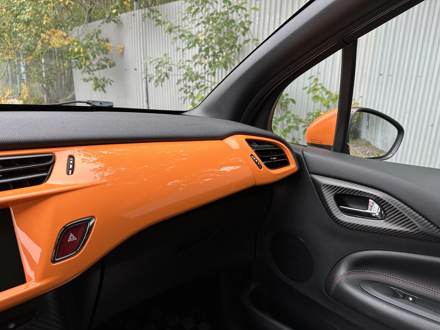 Interior image of 2012 Citroen DS3 Racing  (12)