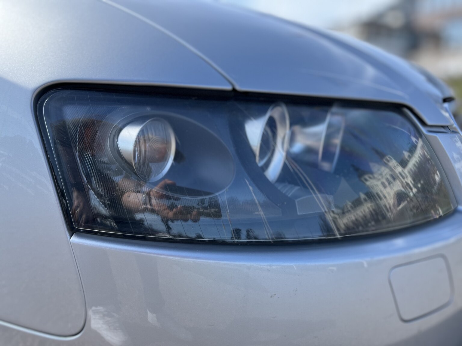 Exterior image of 2003 Audi A4 Cabriolet 3.0