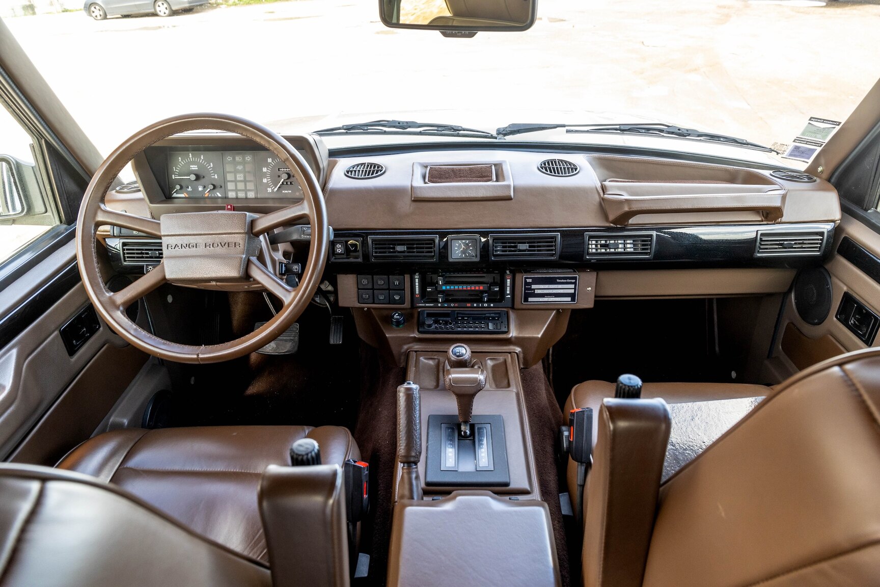 Interiörbild 1991 Range Rover Restomod