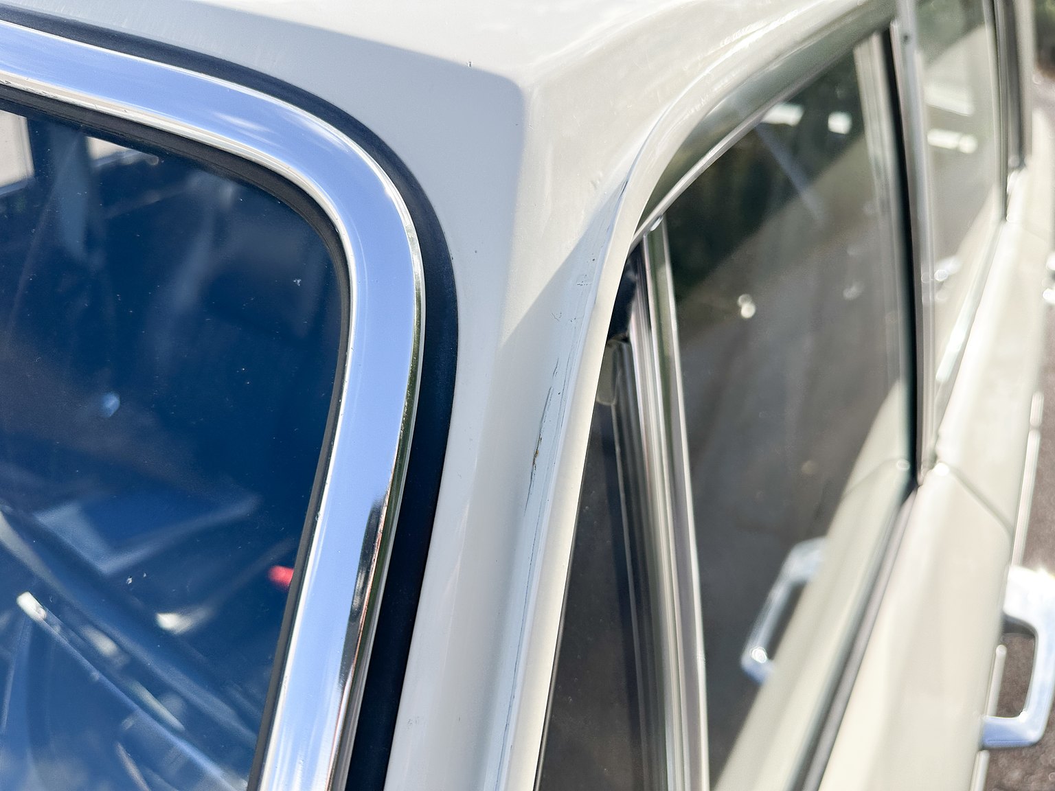Exterior image of 1967 Volvo 144 1.8 