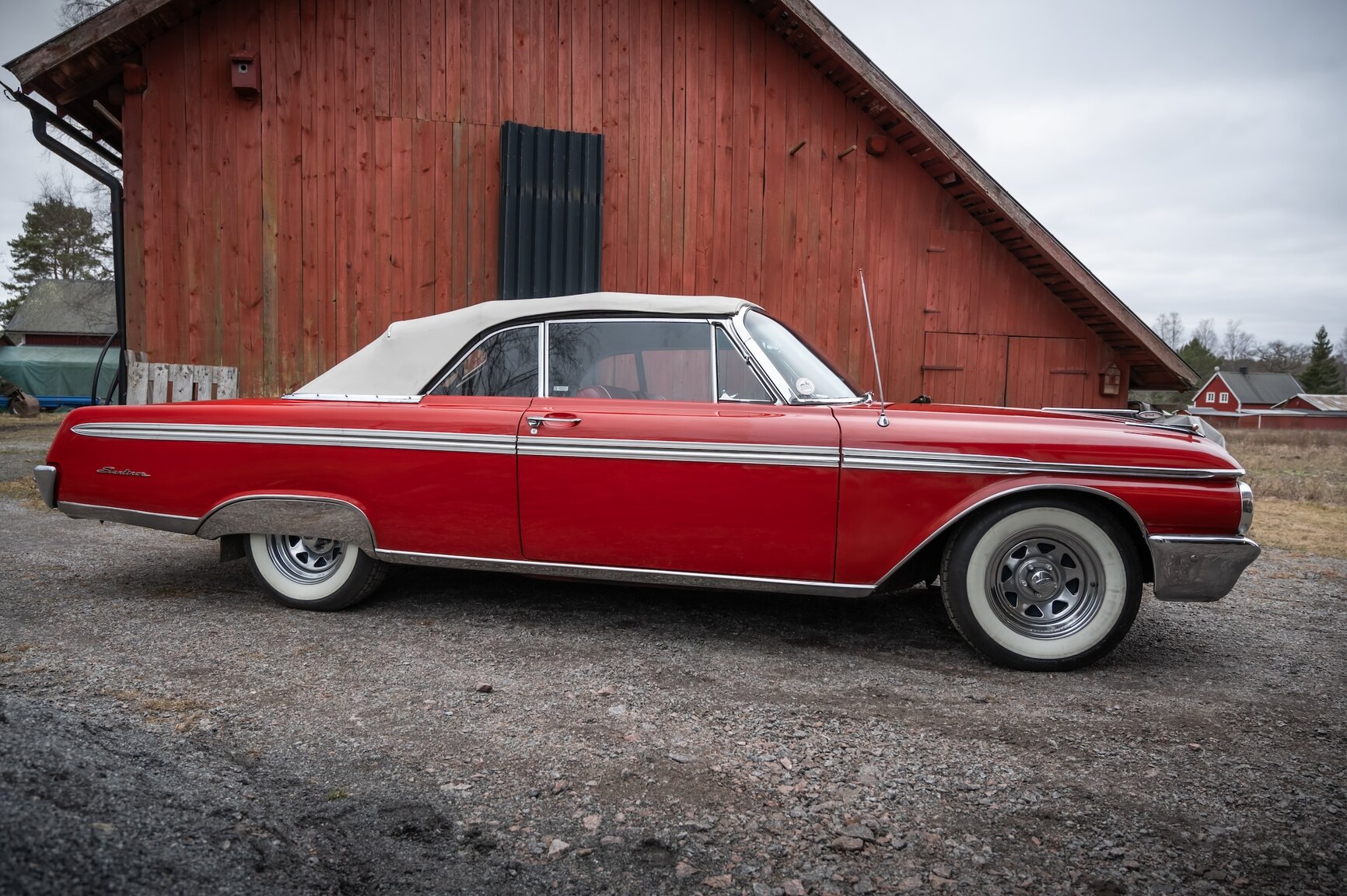 Exteriörbild på 1962 Ford Galaxie 500 Sunliner