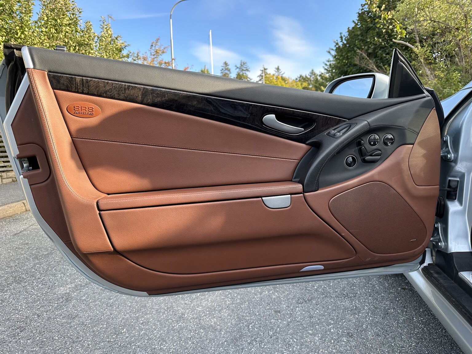 Interiörbild 2007 Mercedes-Benz SL500 AMG