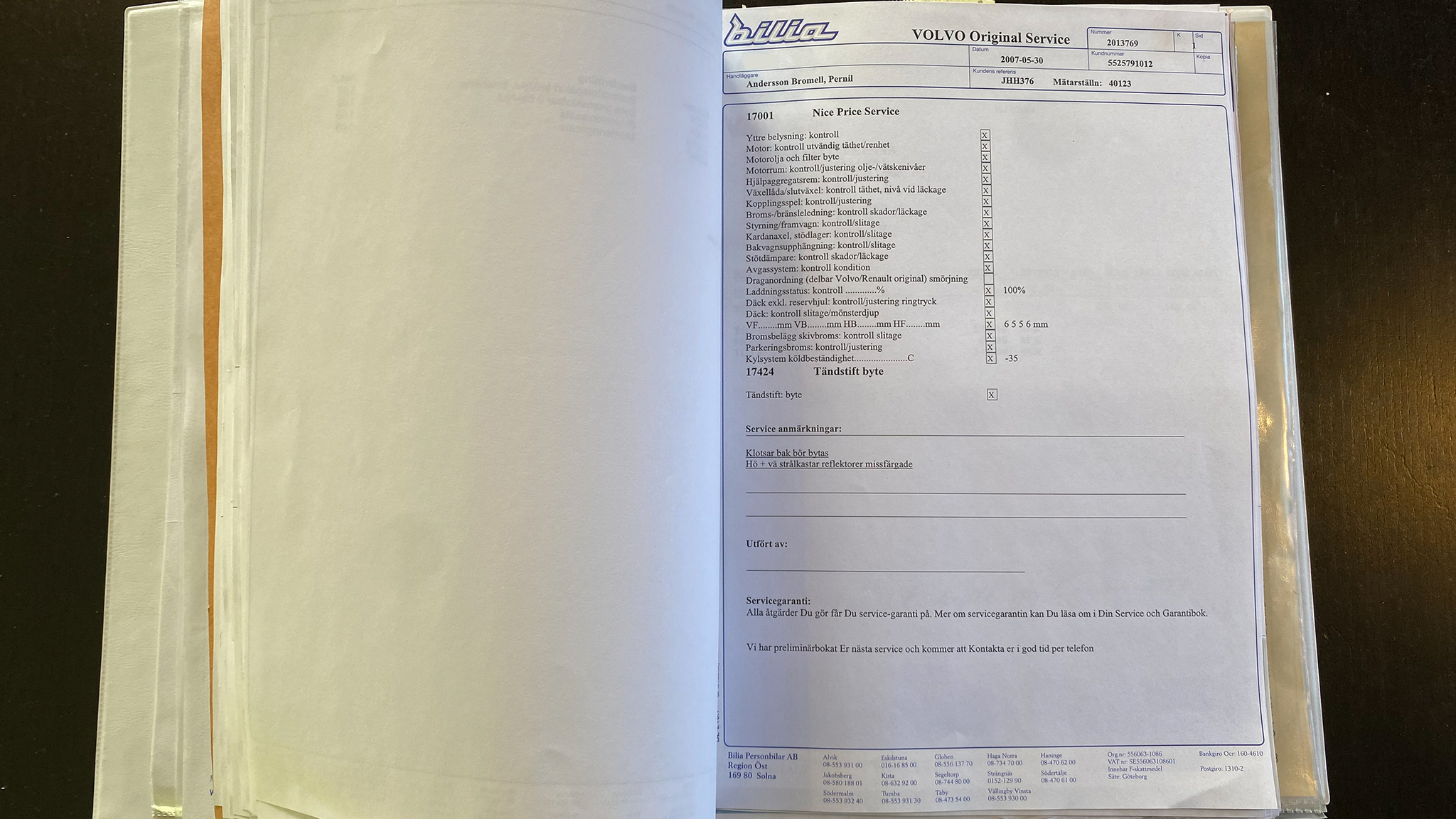 Documentation for 1988 Volvo 240 GL