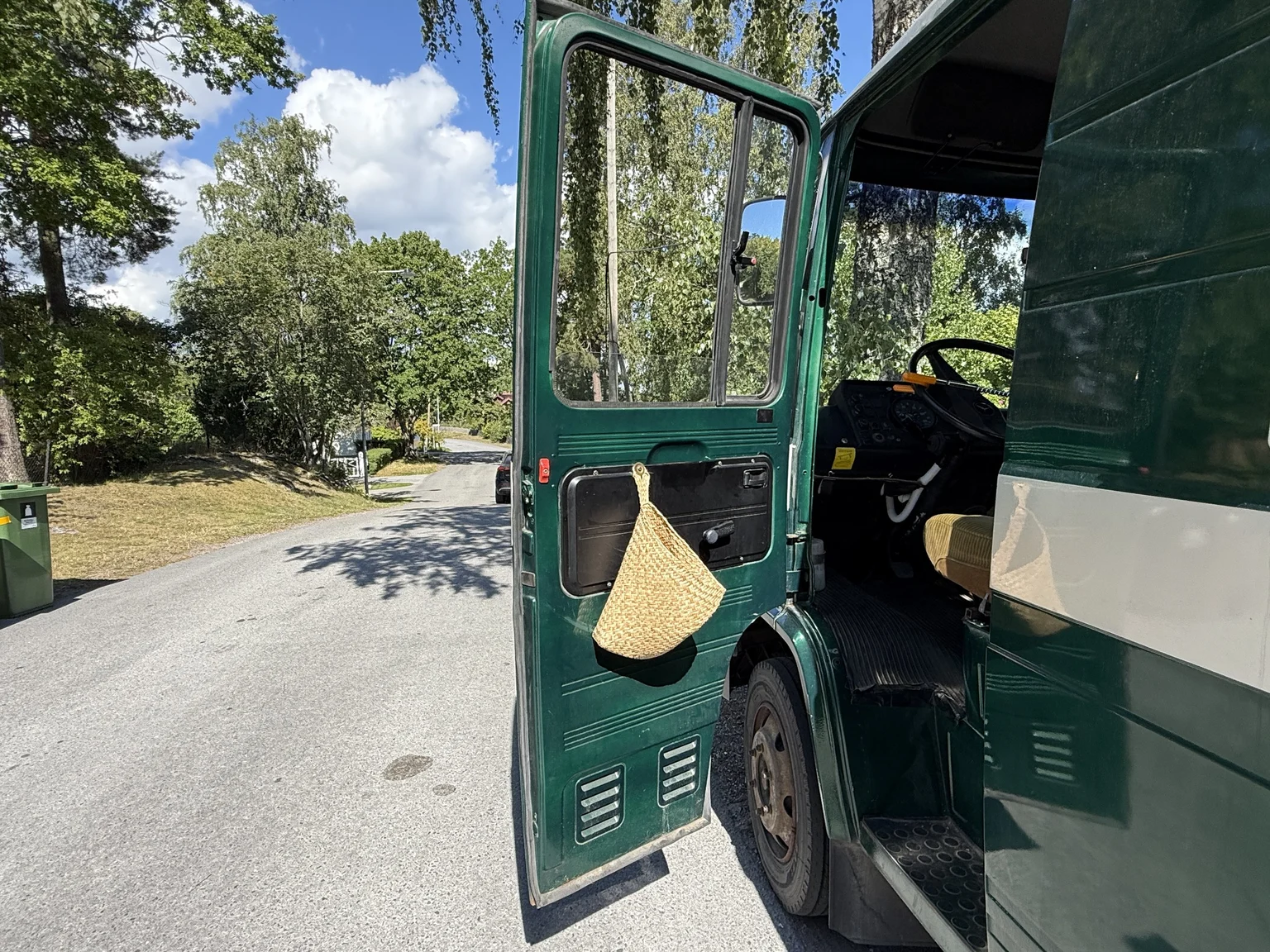 Interiörbild 1979 Mercedes-Benz L 508 DGE Skåpbil (2)