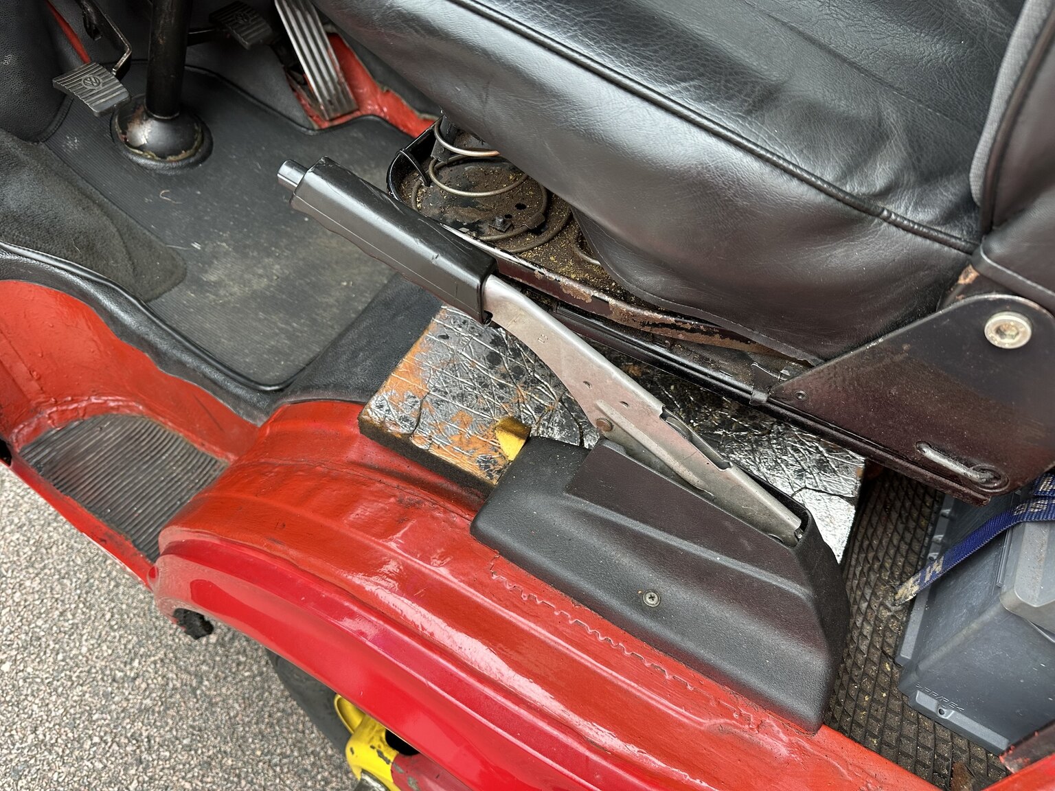 Interior image of 1983 Volkswagen LT46 bärgare (31)