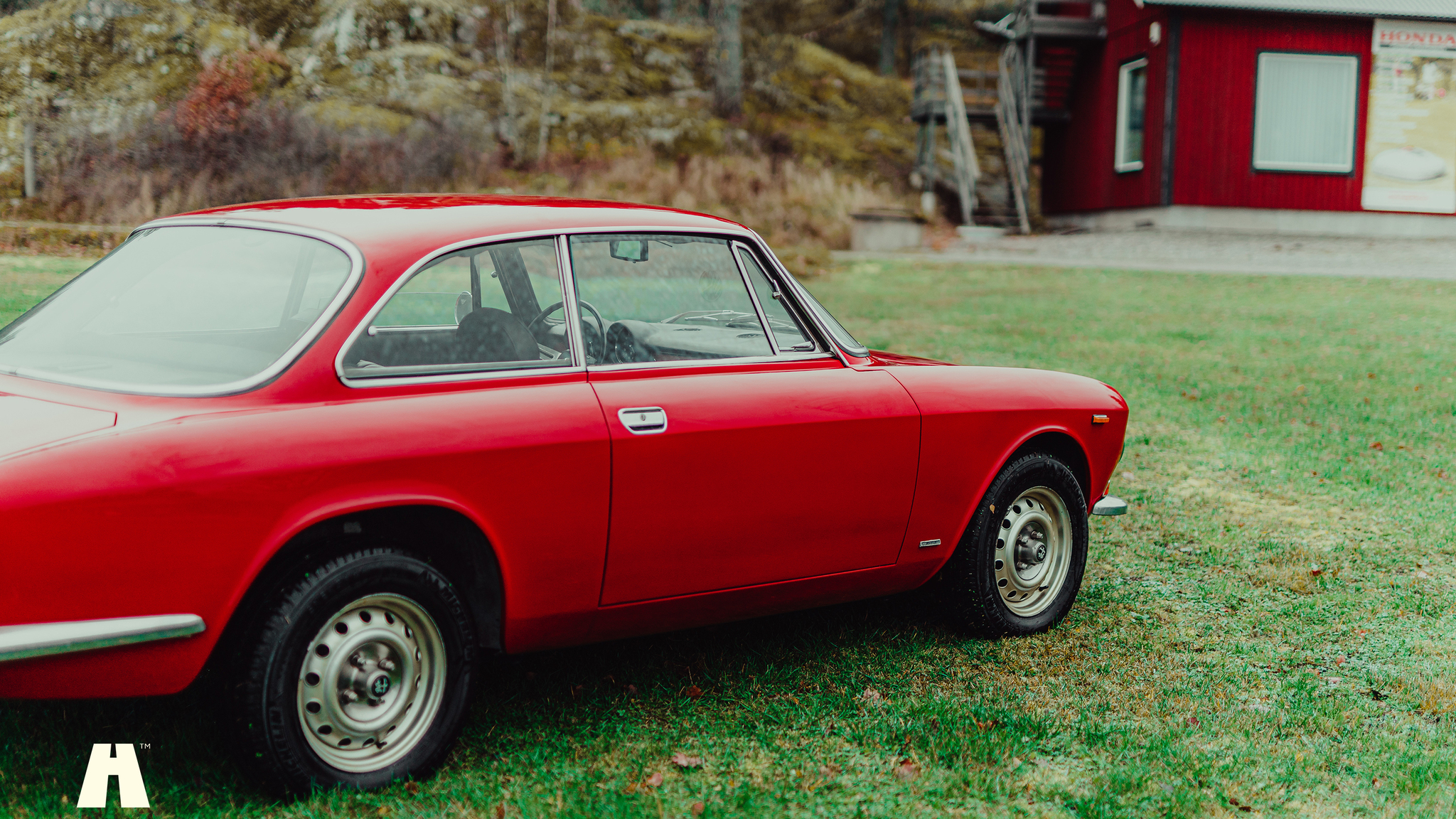 Exteriörbild på 1972 Alfa Romeo Giulia GT 1300 Junior