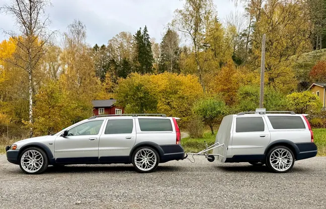 2003 Volvo XC70 med ekipage – Exteriör