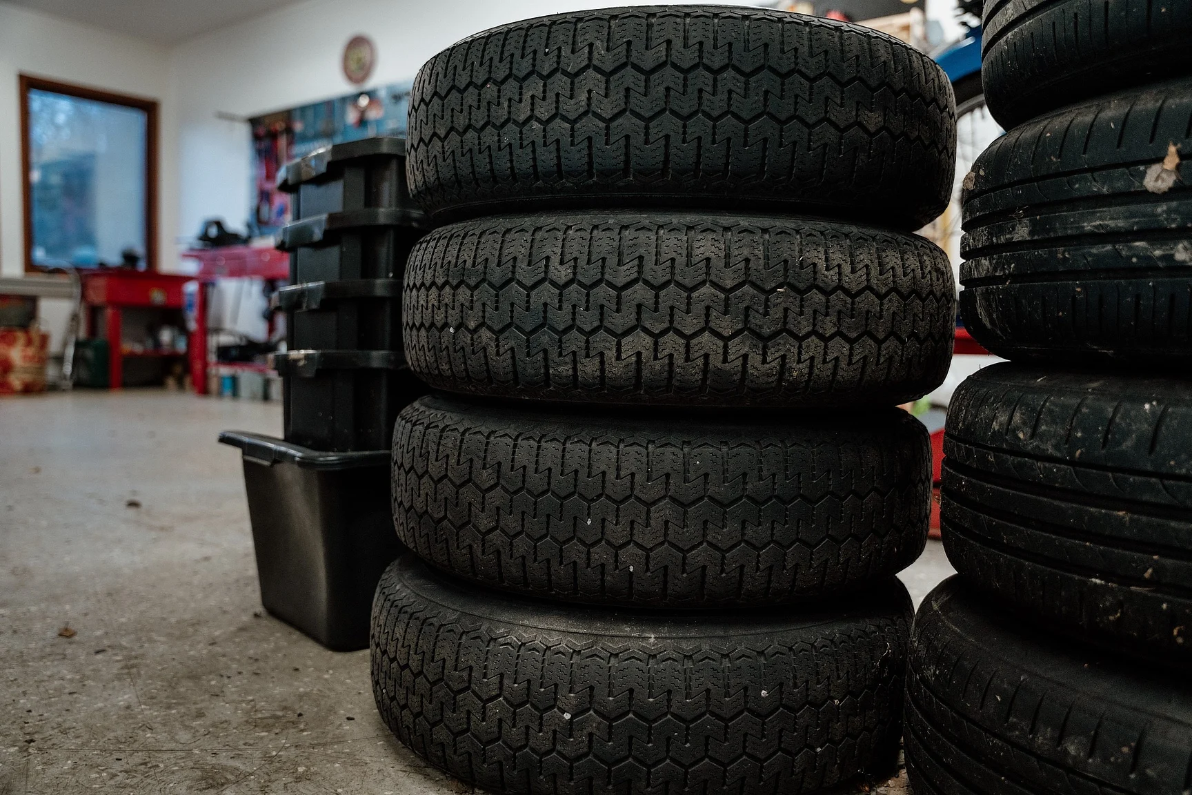 Image of 1975 Mercedes-Benz 240 D 3.0 (2) miscellaneous