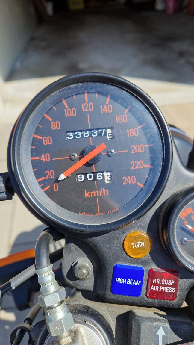 Exterior image of 1982 Honda CBX1000