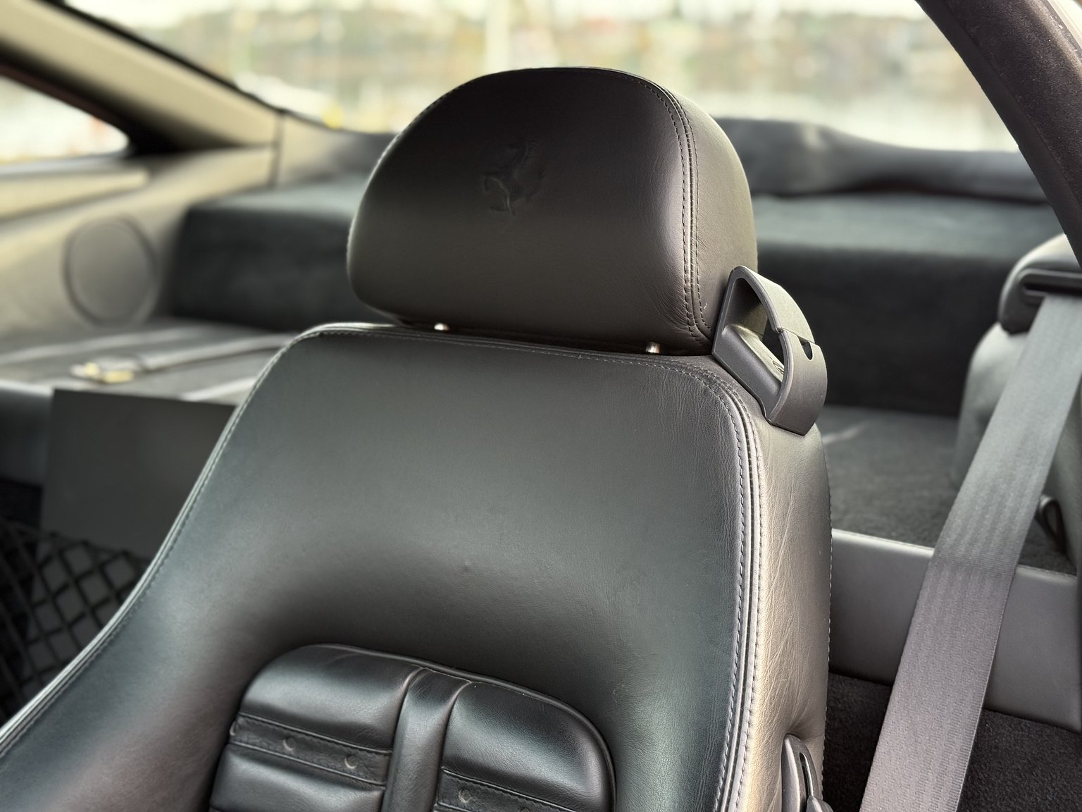 Interiörbild 2003 Ferrari 575M Maranello