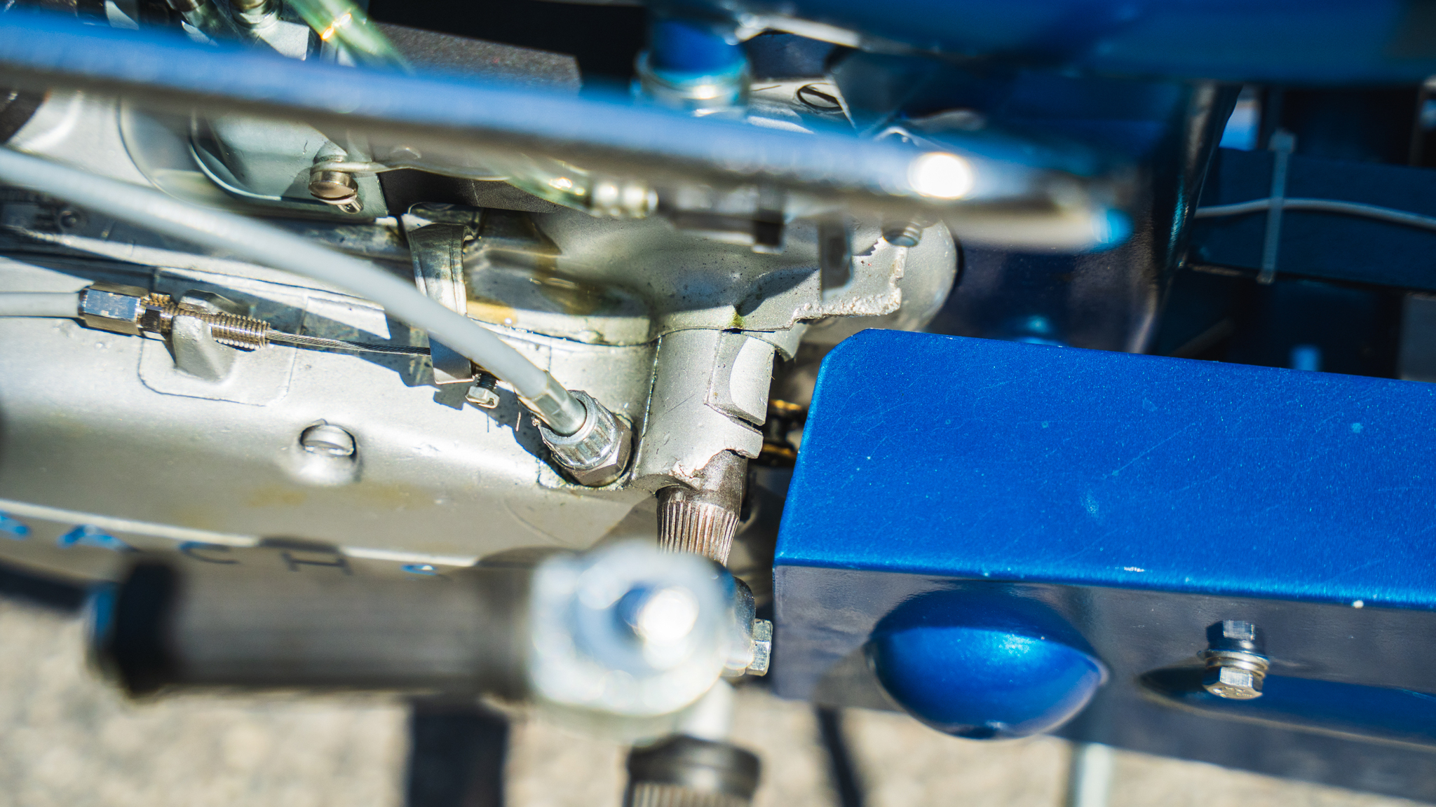 Image of Crescent Compact 1248 mechanics (6)