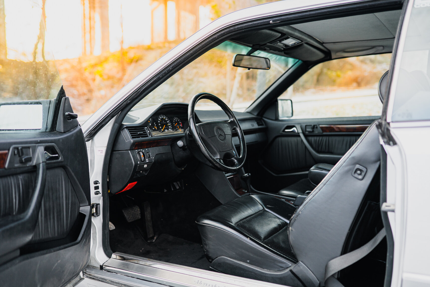Interiörbild 1992 Mercedes-Benz 300CE-24V