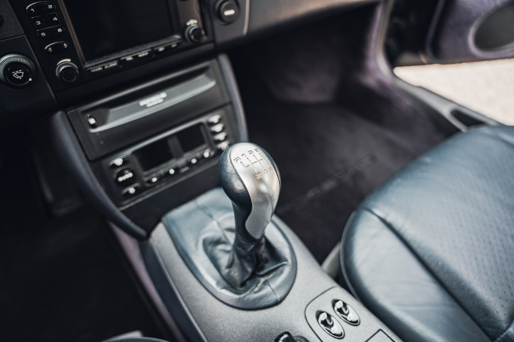 Interior image of 1999 Porsche 911 Carrera 4