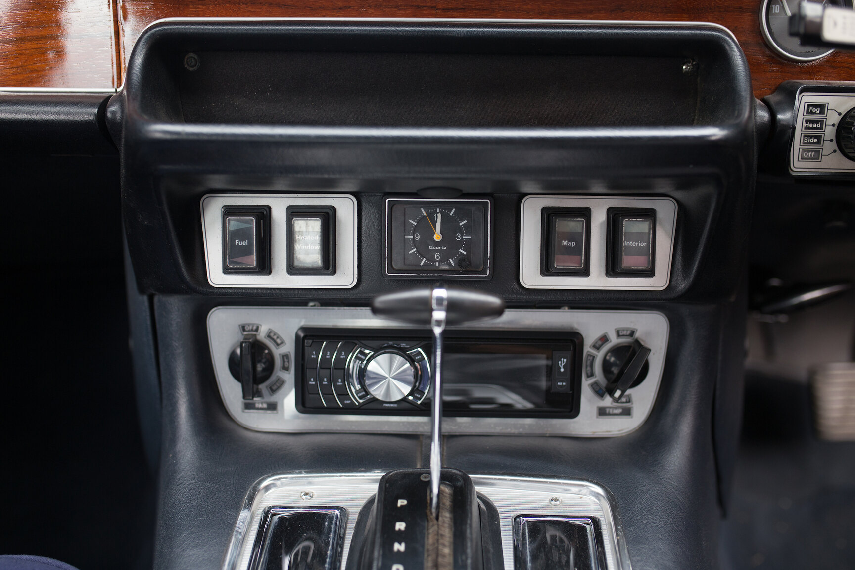 Innenraumfoto von 1975 JAGUAR XJ6  (32)