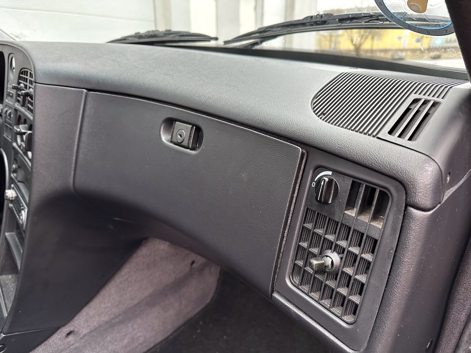 Innenraumfoto von 1988 SAAB 9000i