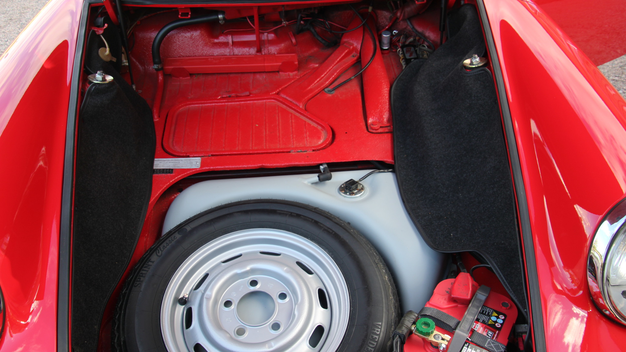 Interior image of 1966 Porsche 912