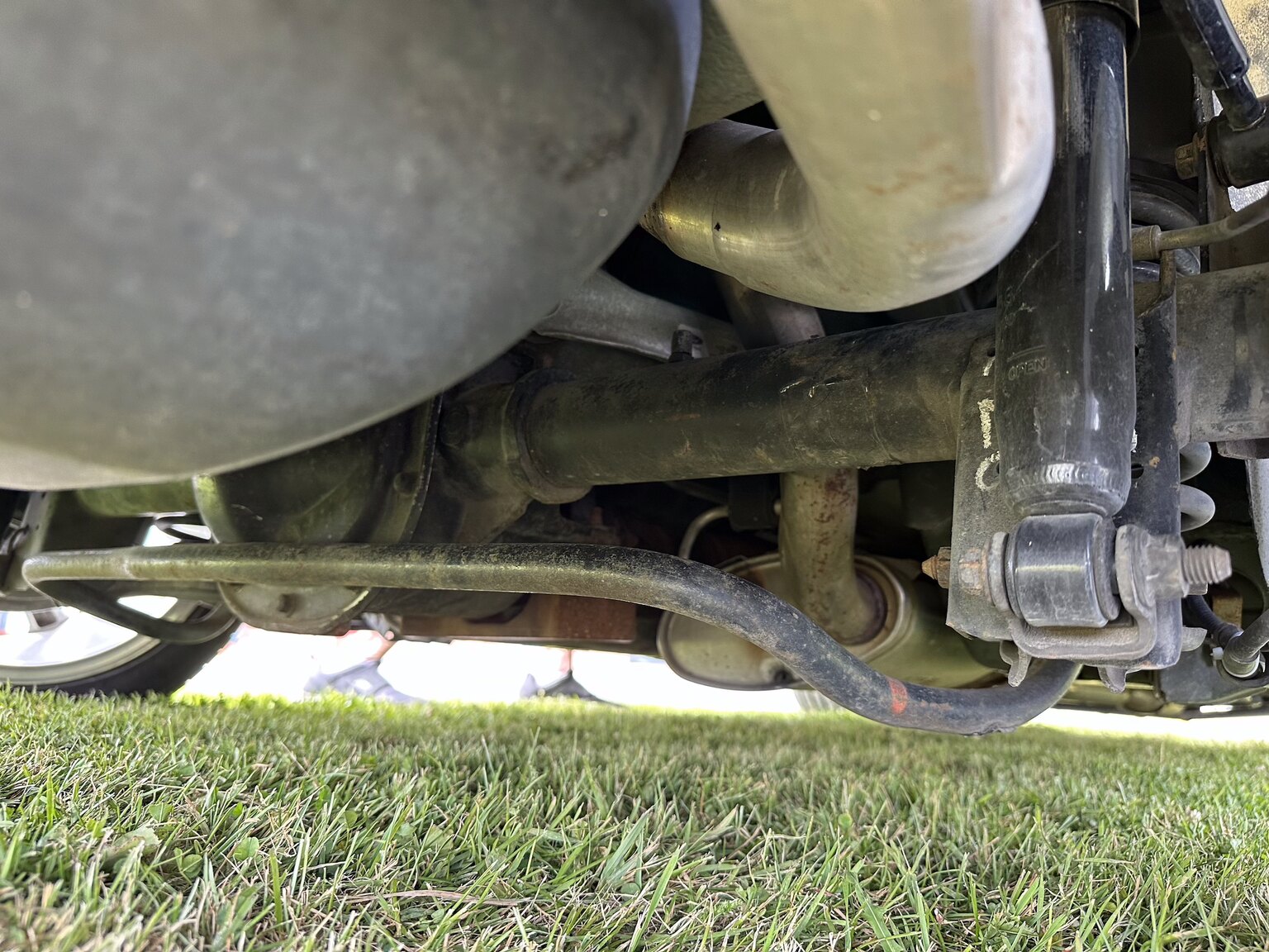 Image of 1998 Ford Mustang GT Convertible mechanics