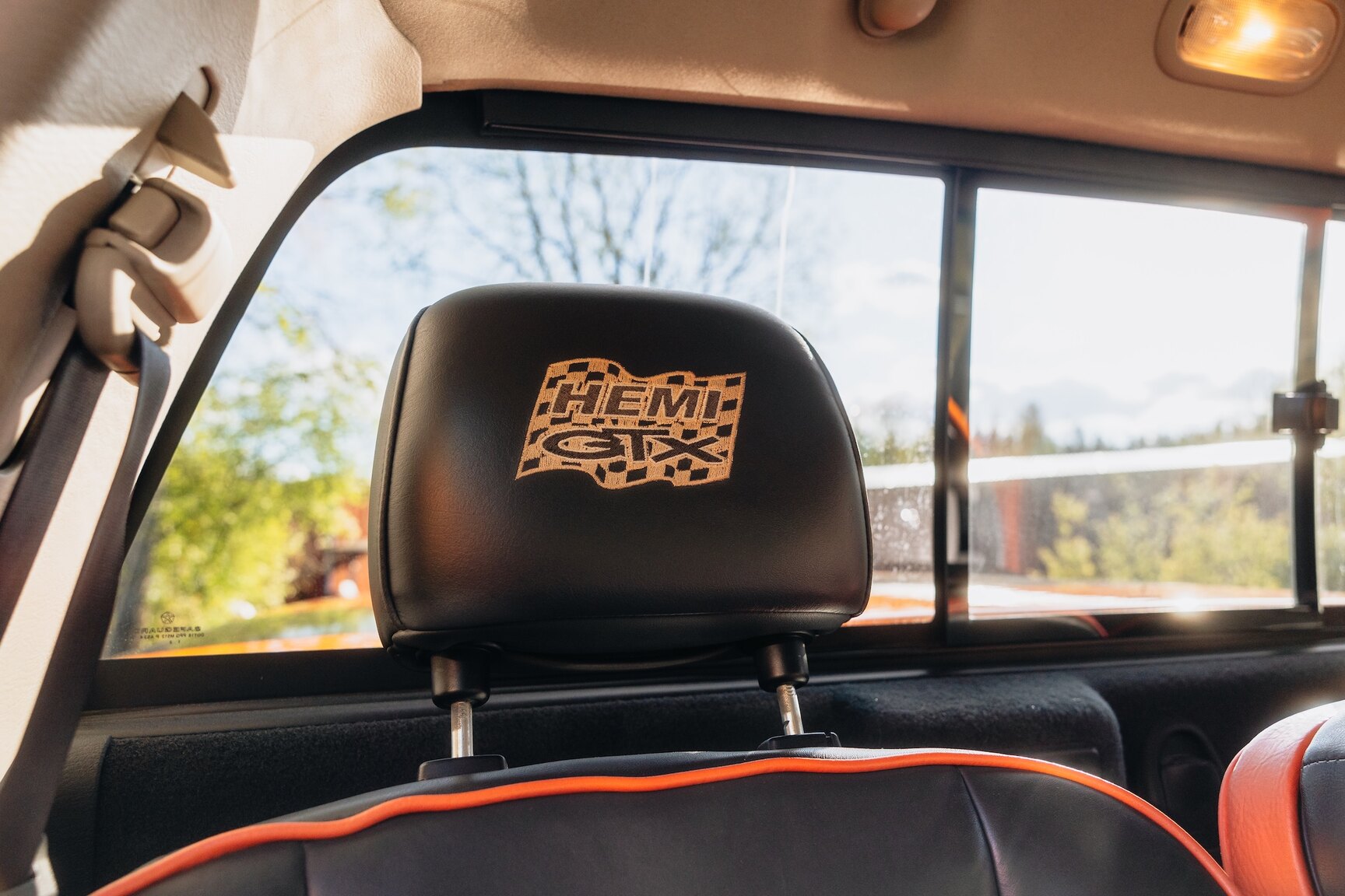 Interior image of 2004 Dodge Ram HEMI GTX 