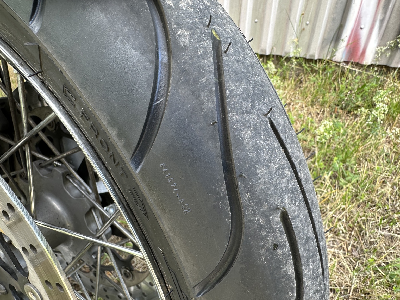 Aussenfoto 2006 Ducati 1000 GT (68)