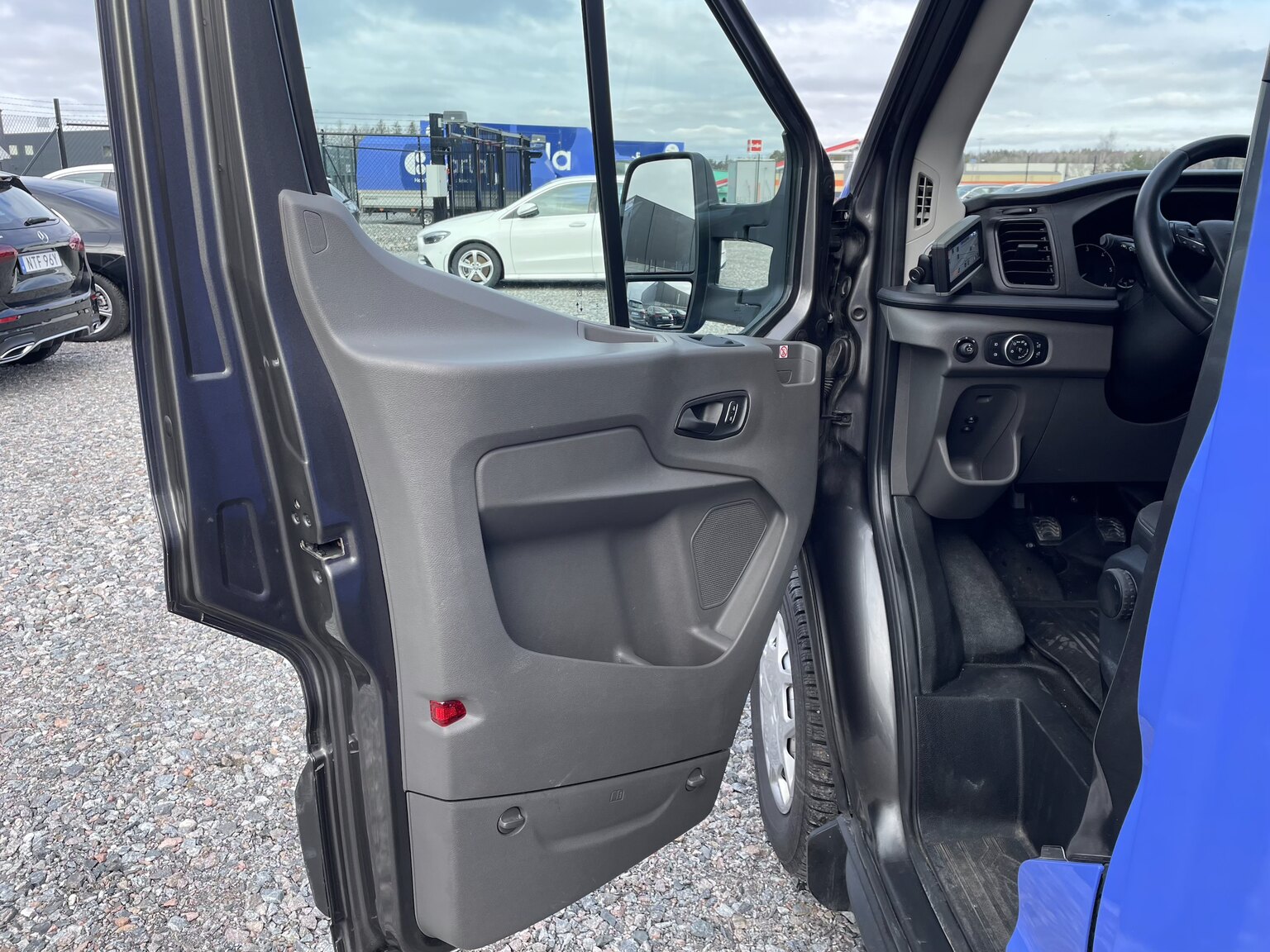 Interior image of 2022 Ford Transit fordonstransport