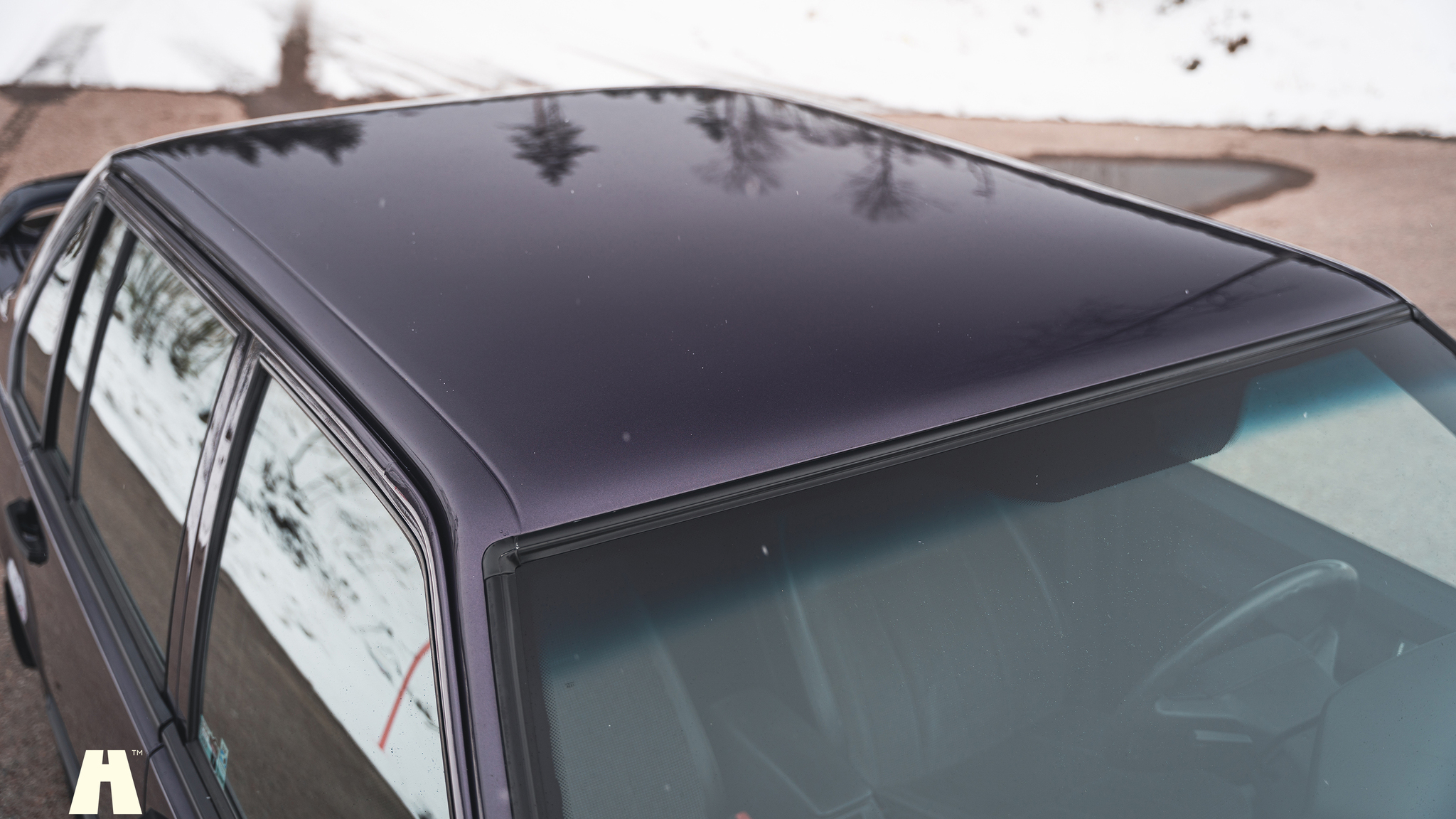 Exterior image of 1995 Volvo 940 SE