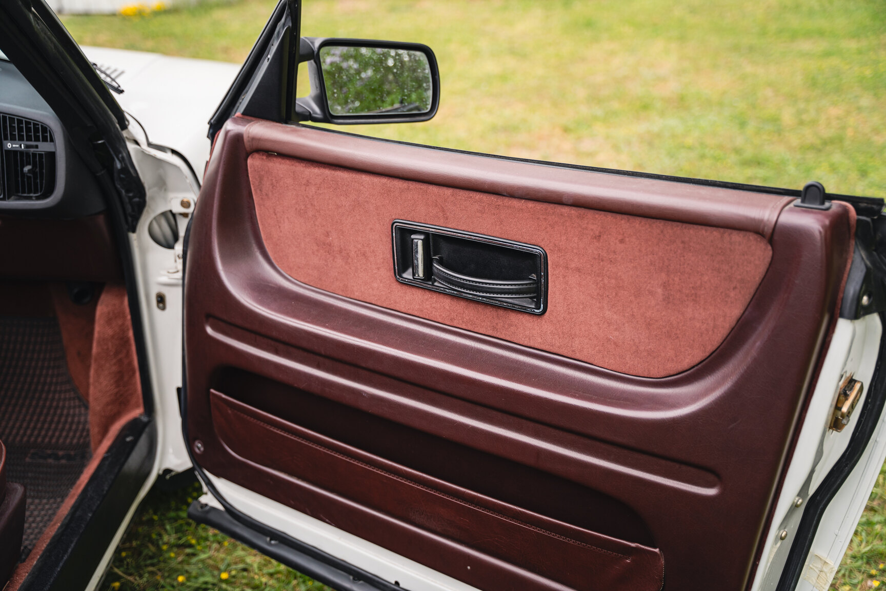 Interior image of 1987 Saab 900 Turbo Convertible