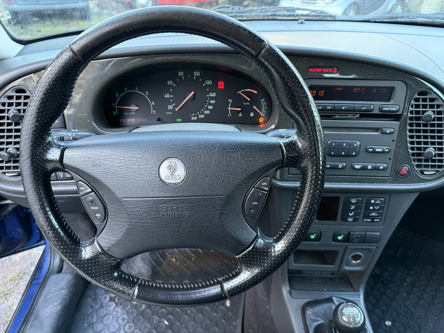 Interiörbild 2001 SAAB 9-3 Aero (7)