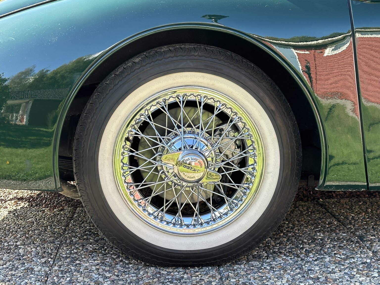 Exteriörbild på 1958 Jaguar XK150