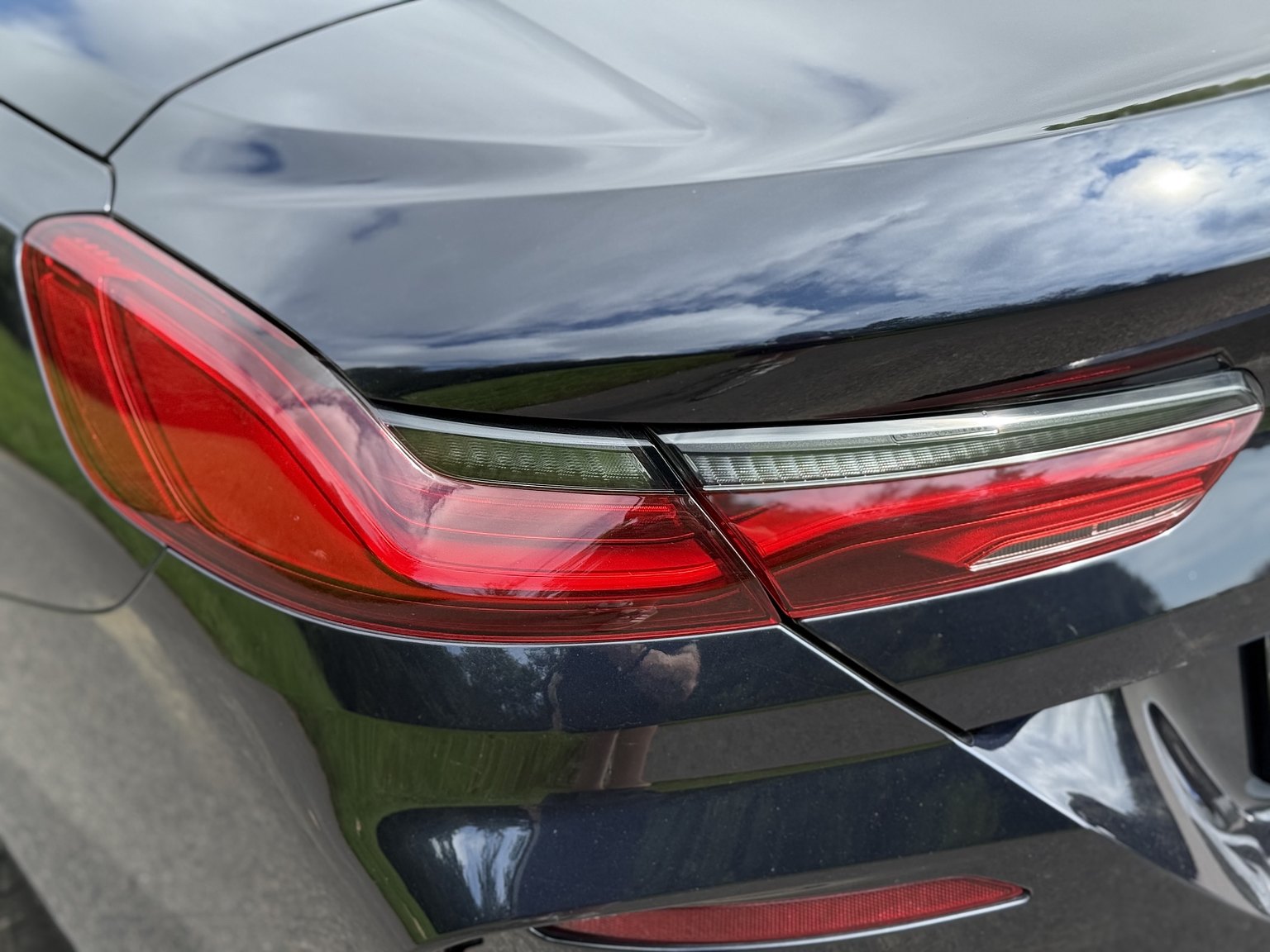Exterior image of 2019 BMW M850i xDrive Convertible Steptronic